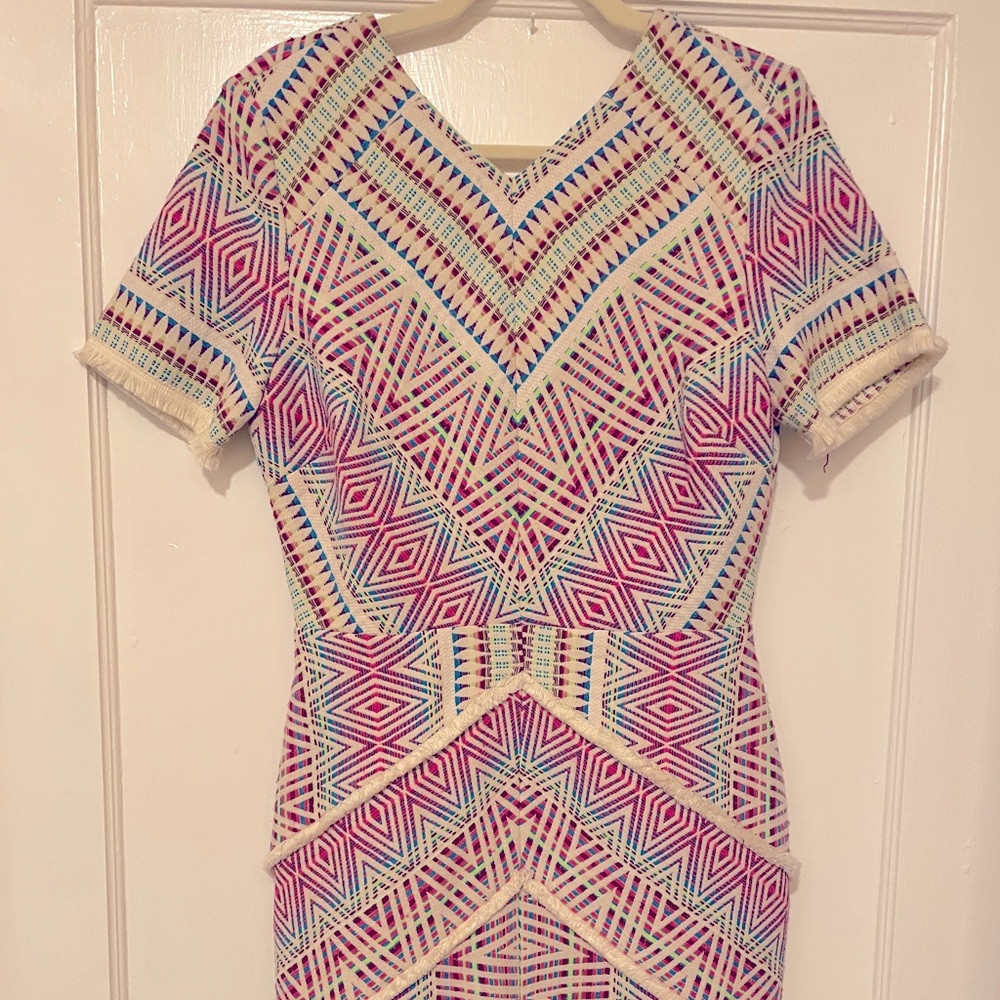 Colorful structured fringe dress with cutouts M
